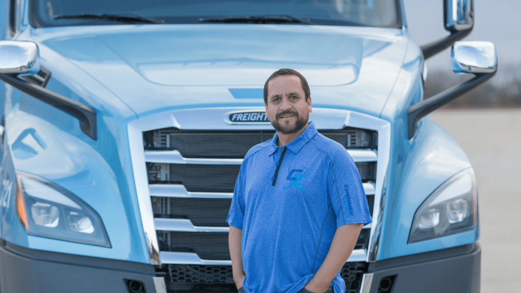 It's our favorite time of the year: Truck Driver Appreciation Week! We are awarding eight drivers their Continental Express Million Mile award